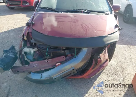 2010 Honda Insight Ex from USA, damaged, VIN JHMZE2H79AS019916